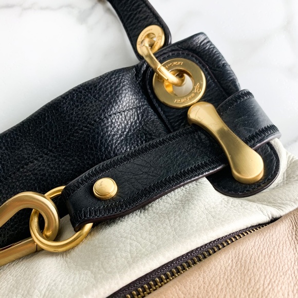 B. Makowsky | Leather Shoulder Bag - Picture 2 of 7